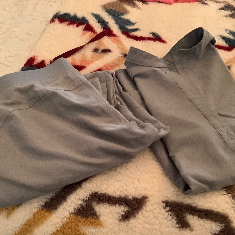 Cement Rafaela - Mandarin Collar Scrub Top - XS